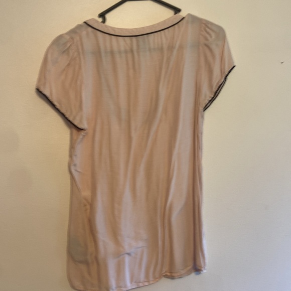 Blouse - Picture 2 of 3